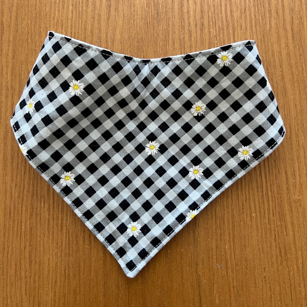 Daisy black white check plaid reversible dog pet bandana adjustable snaps
